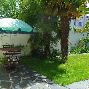  Maison d'hôtes Meublé Sympa Proche Centre